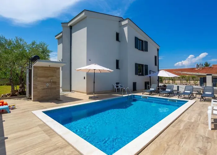 Apartment Estate 3 - Krk By Guide *